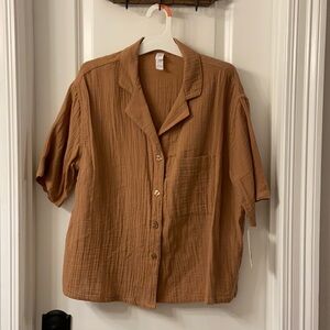 NWT Stars Above Brown Gauze Pajama/Lounge Shirt